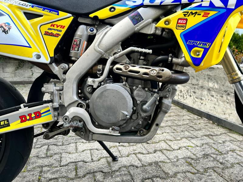 Suzuki RM-Z- Valenti Racing