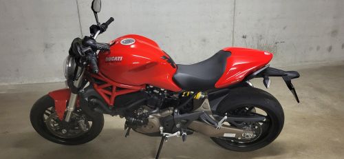 Ducati Monster 821