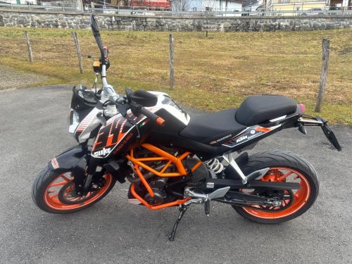 KTM Duke 390