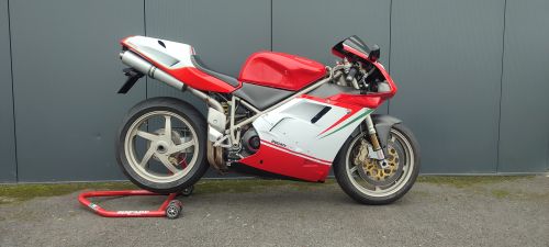 Ducati 996S