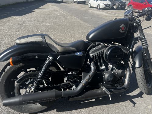 Harley-Davidson Iron 883
